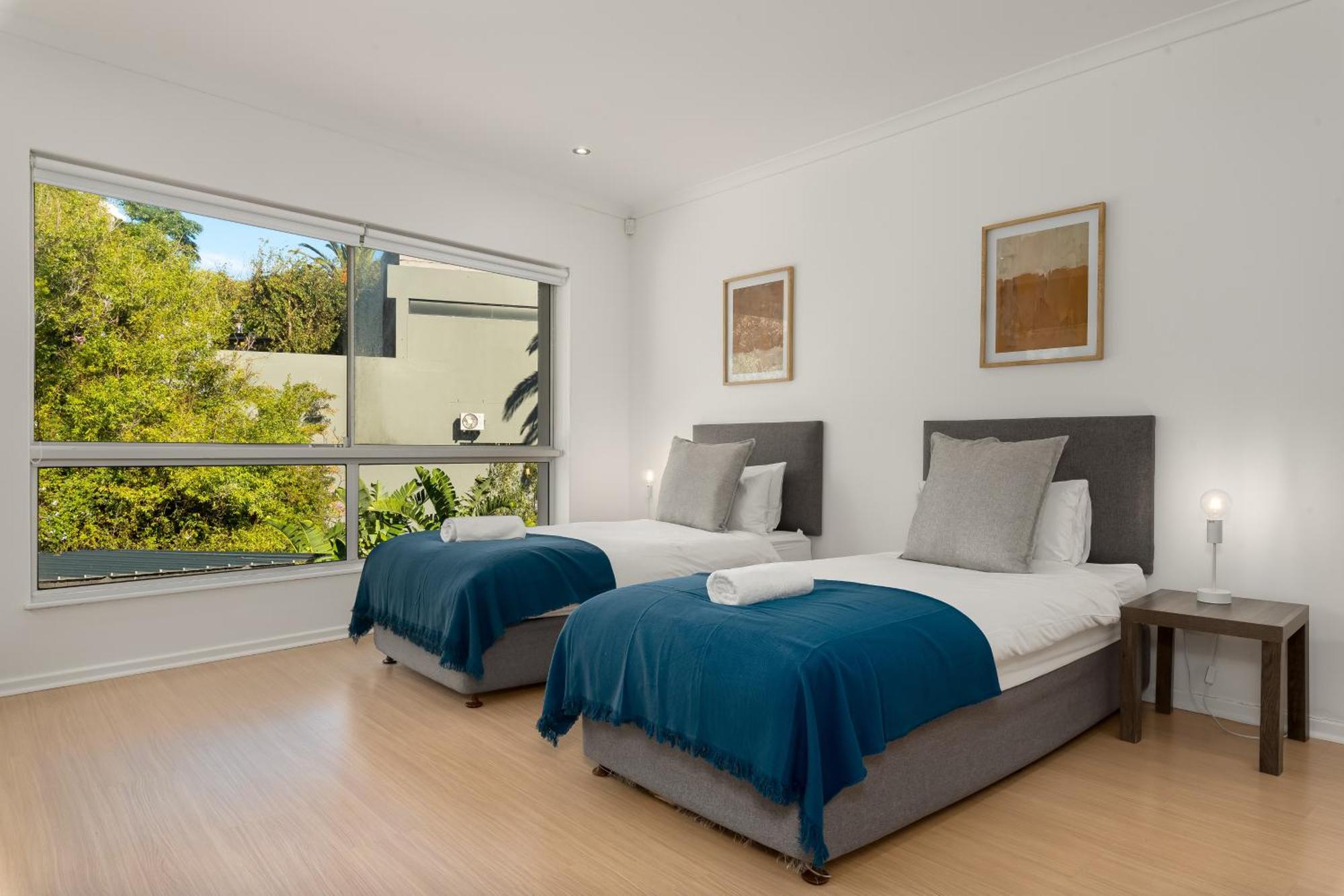 Apartment Kloof Road Luxury Cape Town