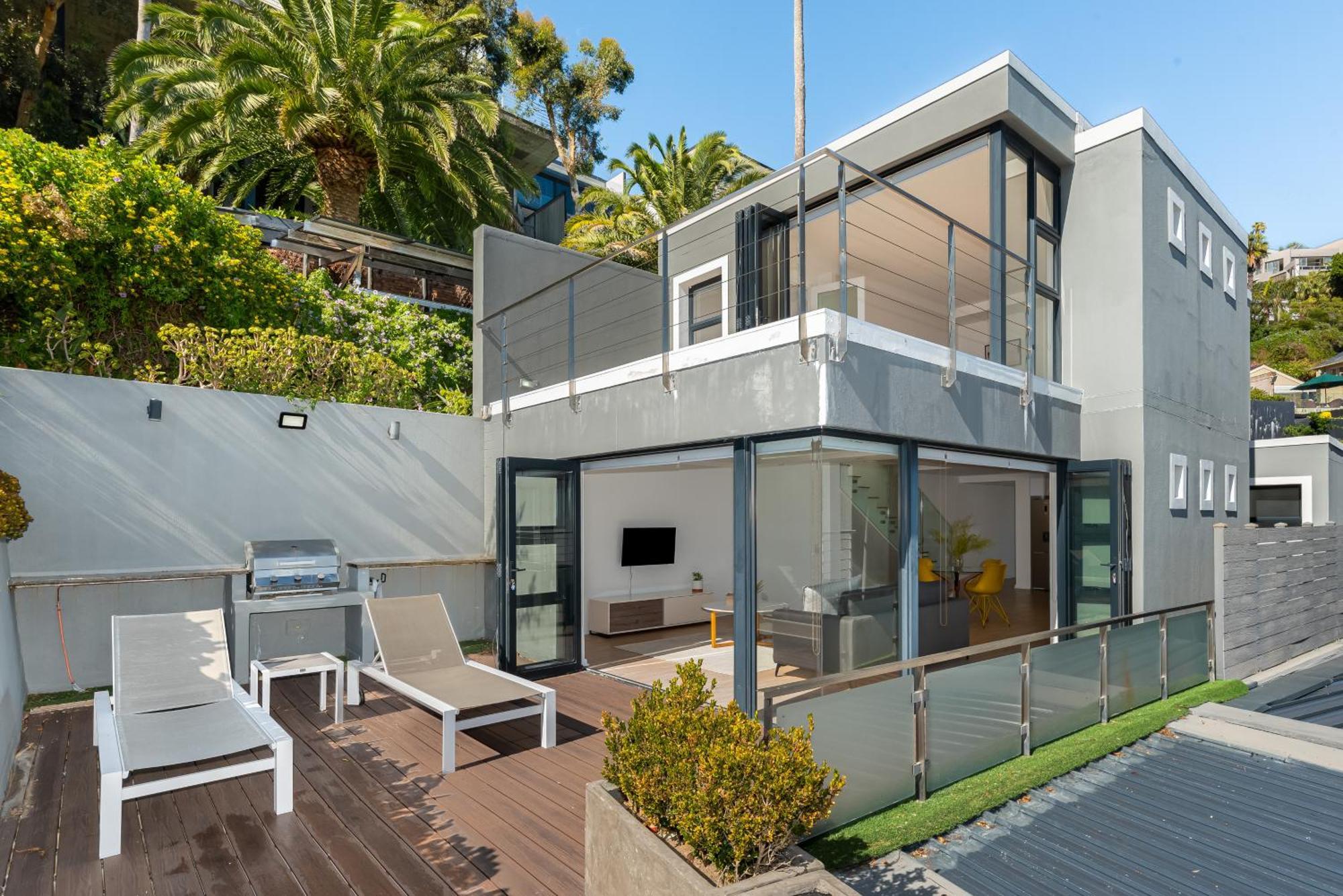 Kloof Road Luxury